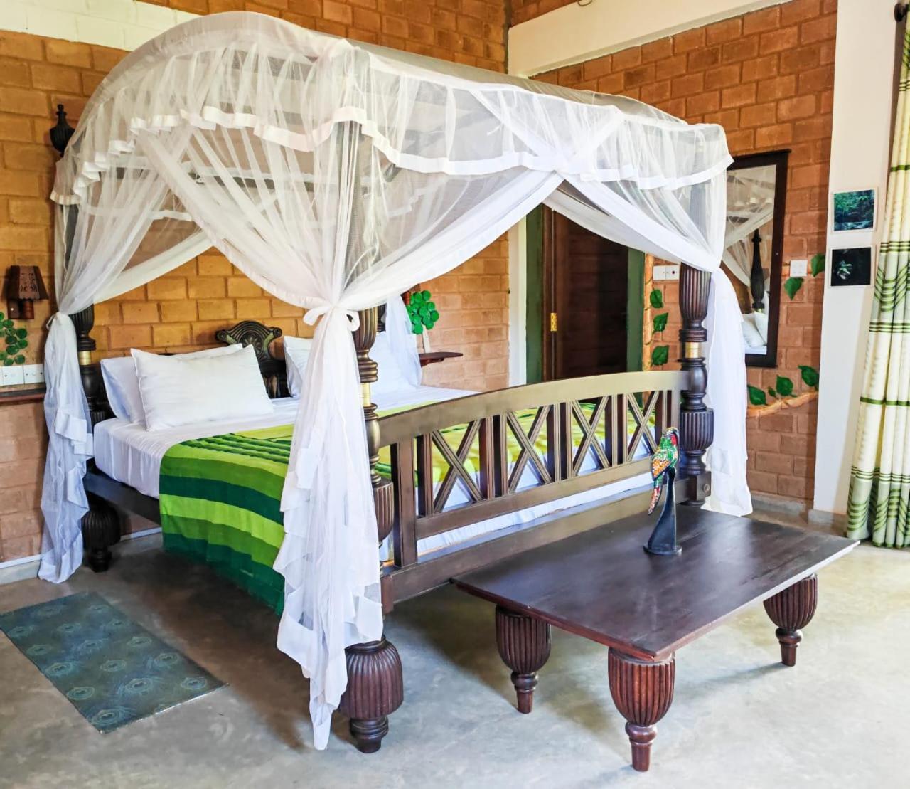 Villa Lyvie Ayurvedic Hotel Тангалле Екстер'єр фото
