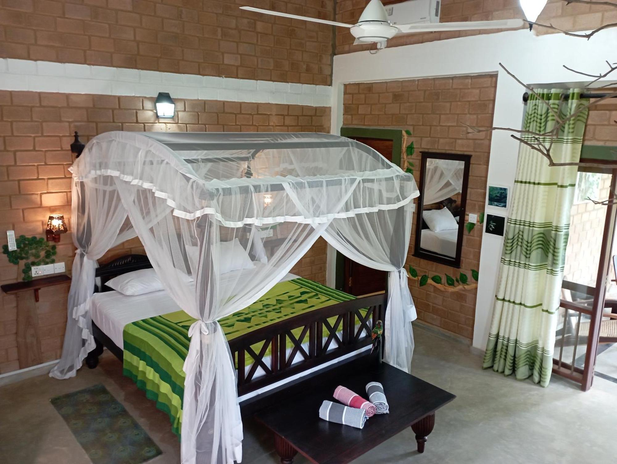 Villa Lyvie Ayurvedic Hotel Тангалле Екстер'єр фото