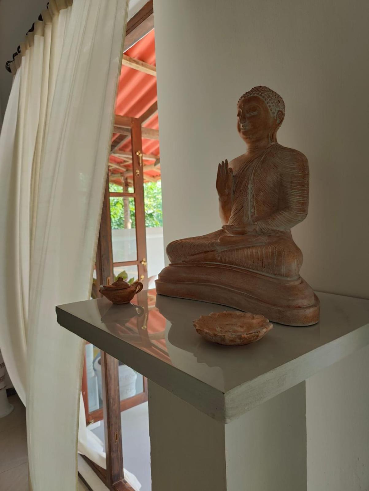 Villa Lyvie Ayurvedic Hotel Тангалле Екстер'єр фото