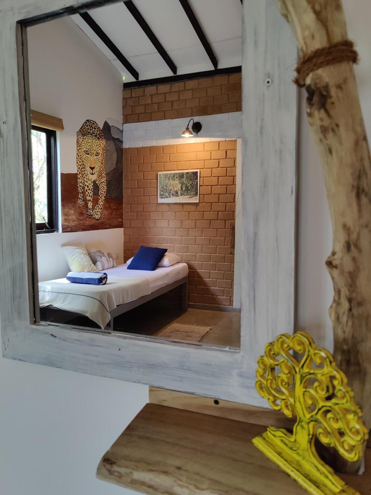 Villa Lyvie Ayurvedic Hotel Тангалле Екстер'єр фото